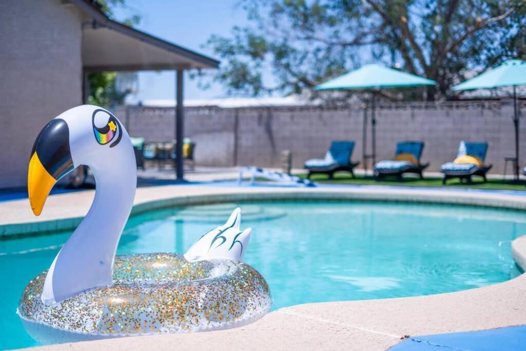 Fab Phx Getaway W/ Pool & Fire Pit Villa Phoenix Exterior photo